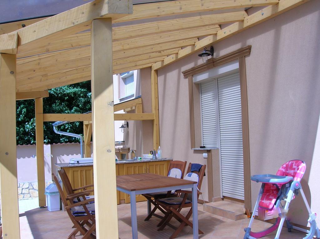 Ferienwohnung Margareta Apartman Sárvár Exterior foto