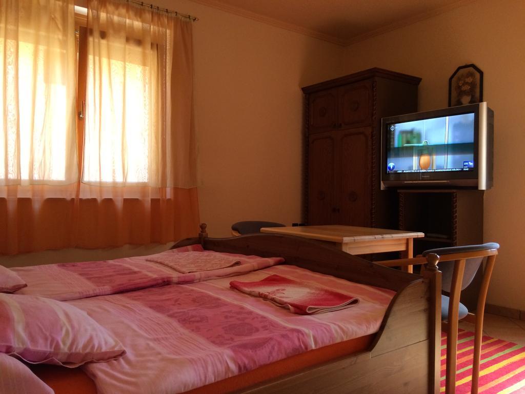 Ferienwohnung Margareta Apartman Sárvár Exterior foto