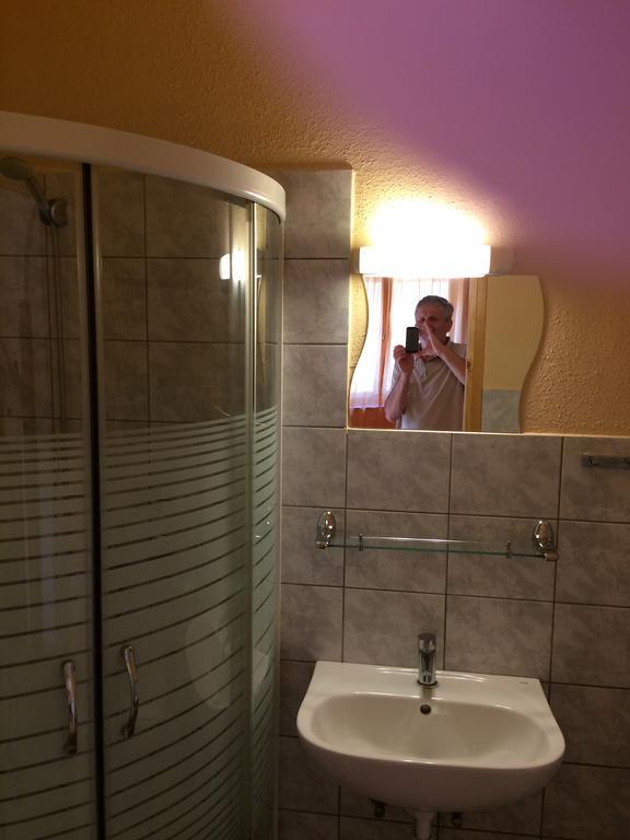 Ferienwohnung Margareta Apartman Sárvár Exterior foto
